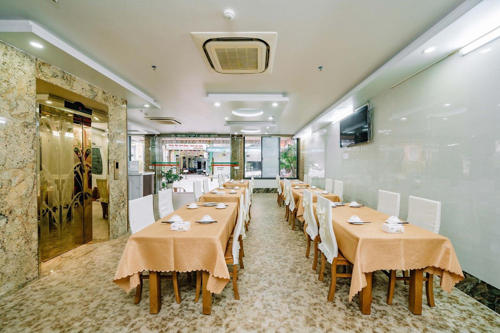 Phuong Dong Hotel Dong Khe Sau Extérieur photo
